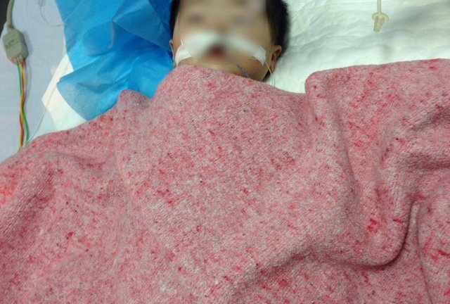 Sức khỏe bé 8 tháng tuổi ở Hà Nội bị nhầm đường dùng thuốc ra sao?