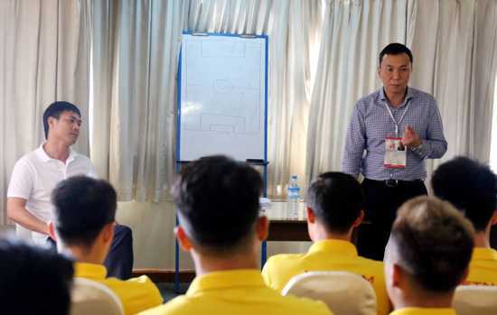 Phó chủ tịch VFF dặn dò trước chung kết Việt Nam vs Singapore: Tuyển Việt Nam không được nóng vội, mất tập trung