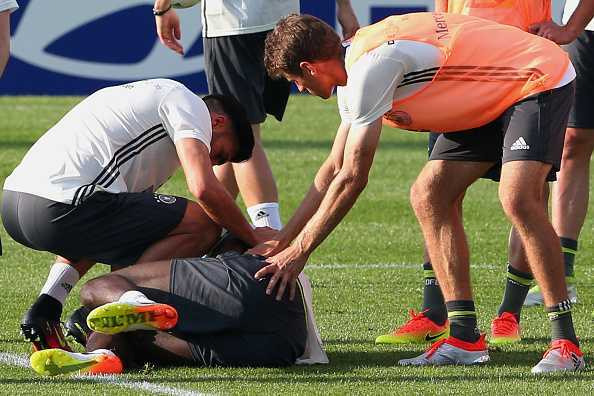 Euro 2016: ĐT Đức khủng hoảng hàng thủ trước ngày khai mạc