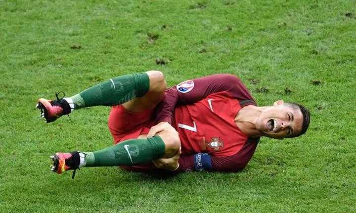 Ronaldo rách dây chằng đầu gối, phải nghỉ thi đấu ít nhất 5 tháng?