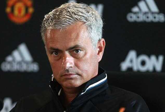 Mourinho bắt đầu đấu tâm lý chiến với Wenger, Klopp