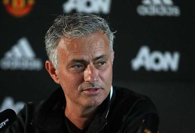 Mourinho trọng dụng Mata, Wenger tin sẽ có cầu thủ giá gấp đôi Pogba