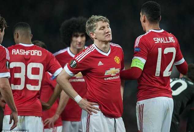 Manchester United điền tên Schweinsteiger, Manchester City loại bỏ Yaya Toure khỏi danh sách đăng ký