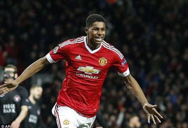 Marcus Rashford thay Rooney, tại sao không?