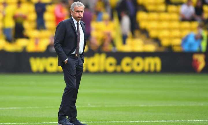 Mourinho: Thua Liverpool không phải thảm họa