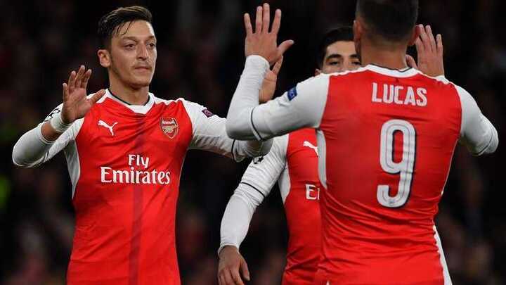 Điểm danh các ông lớn đã qua vòng bảng Champions League