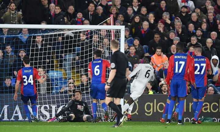 Pogba tỏa sáng, Manchester United nhọc nhằn giành 3 điểm