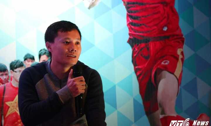 Thành Lương bồi hồi kể lúc chia tay đội tuyển Việt Nam sau trận thua Indonesia