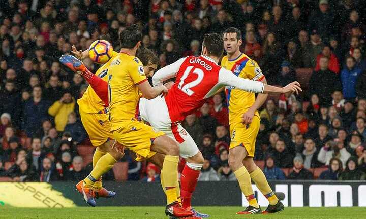 Chiêm ngưỡng lại siêu bàn thắng kiểu bọ cạp của Olivier Giroud