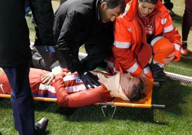 Va chạm mạnh, Fernando Torres nguy kịch