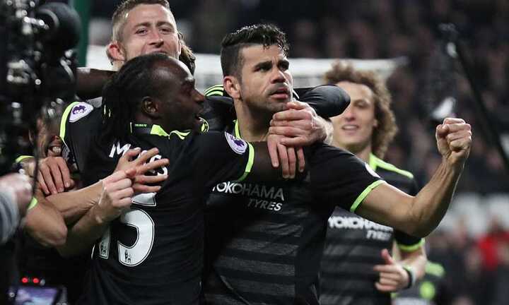 Eden Hazard tỏa sáng, Chelsea thẳng tiến đến ngôi vương