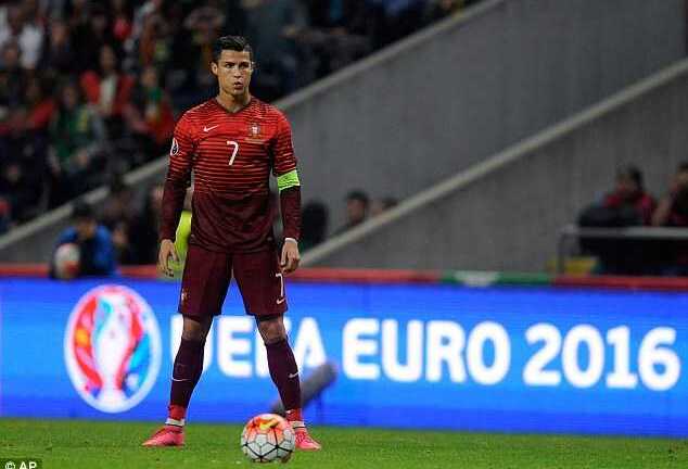 2h 15/6 trực tiếp Bồ Đào Nha vs Iceland: Thành bại ở Ronaldo