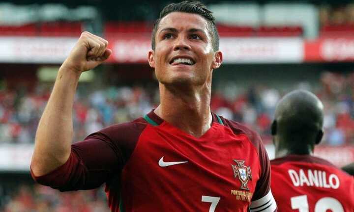Tin tức Euro 10/7: Ronaldo cảnh báo tuyển Pháp, Quaresma khoe đầu mới lấy may
