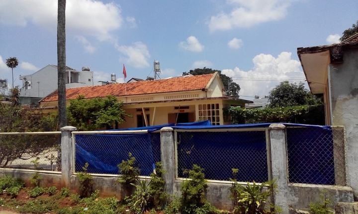 Phát hiện thi thể thiếu tá quân đội nằm bên vệ đường