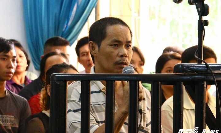 Bực tức không được đưa đi khám bệnh, con rể hành hung cha vợ