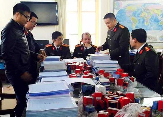 Triệt phá đường dây mua bán hóa đơn khống hơn 1.000 tỷ đồng