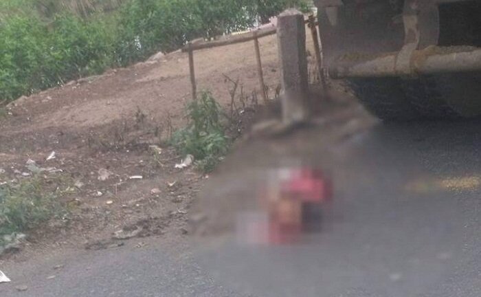 Xe máy va chạm xe tải, người đàn ông bị cán chết tại chỗ