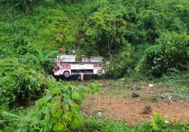 Xe giường nằm lao xuống vực, 15 người thương vong: Phó Thủ tướng Trương Hòa Bình chỉ đạo khẩn