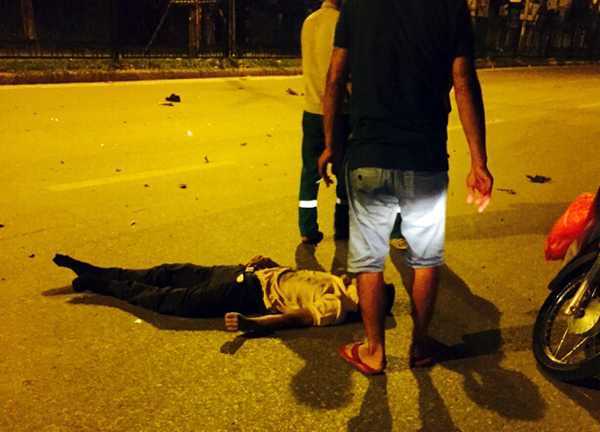 Chạy ngược chiều, xe hơi tông chết người giữa thủ đô