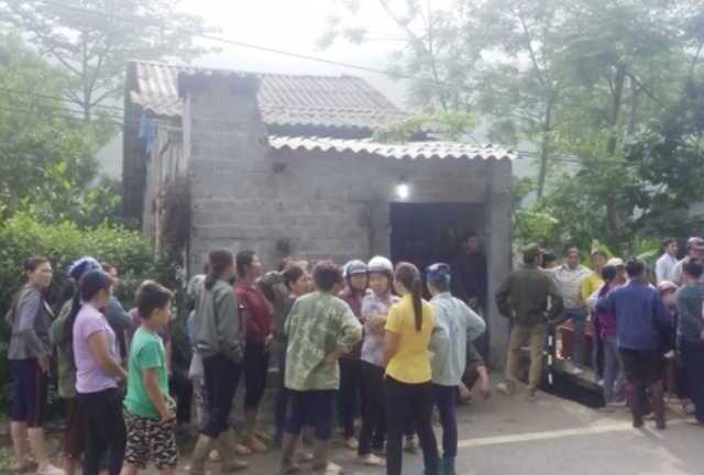 Đôi vợ chồng chết trong căn nhà vương vãi máu