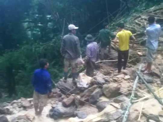 Cận cảnh hiện trường 7 người đi hái măng bị vùi lấp