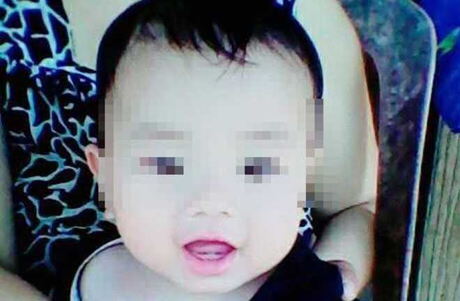 Bé trai bị người giúp việc bế đi hai tuần đã trở về