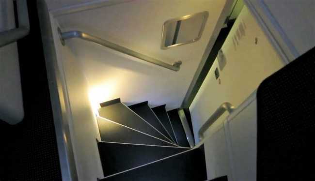 Đột nhập căn phòng 'bất khả xâm phạm' ít người biết trên máy bay