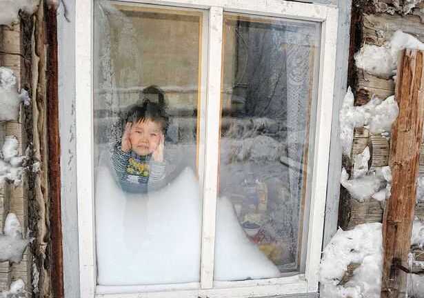 Hình ảnh ấn tượng về cuộc sống ở ngôi làng lạnh nhất thế giới