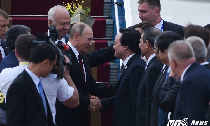Tổng thống Nga Putin đã tới Đà Nẵng