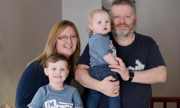 Quá bận, người phụ nữ chỉ biết mình mang thai khi sắp đẻ