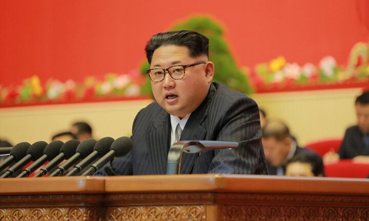 Ông Kim Jong-un rơi nước mắt thuyết phục cấp dưới ủng hộ đàm phán Mỹ-Triều?