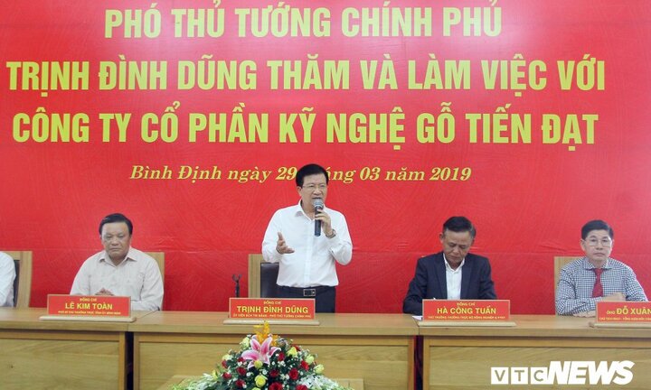 Phó Thủ tướng Trịnh Đình Dũng: Yêu cầu thực hiện nghiêm việc đóng cửa rừng tự nhiên