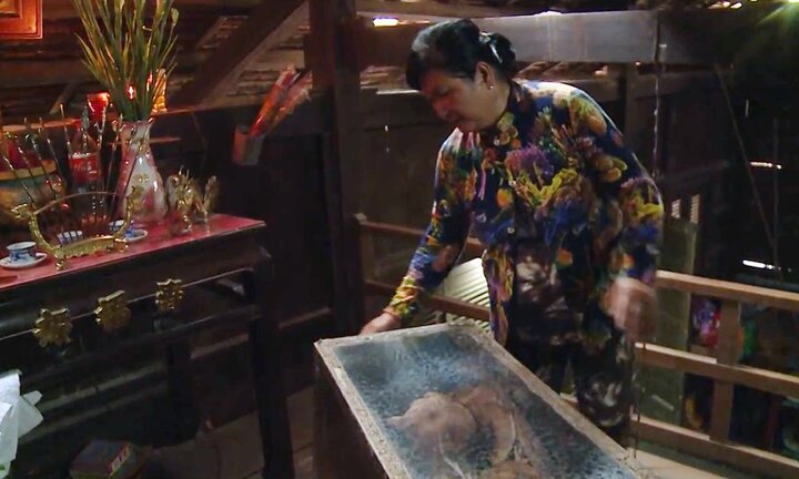 Bí ẩn xác chết 50 năm ở chung với người sống tại miền Tây