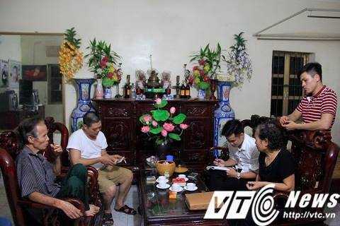 Vợ phi công Nguyễn Hữu Cường: 'Gia đình vẫn thức trắng chờ tin đồng đội của anh Cường'