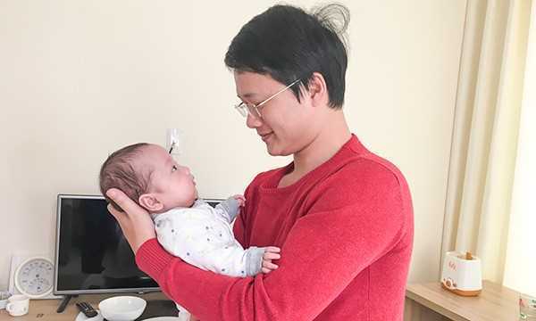 Tết đầu tiên của bé Gấu - con trai thiếu úy từ chối chữa ung thư để sinh con