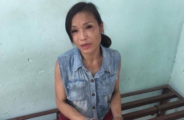 2 kẻ nghiện ma túy vờ giúp đỡ người bị nạn rồi cướp điện thoại