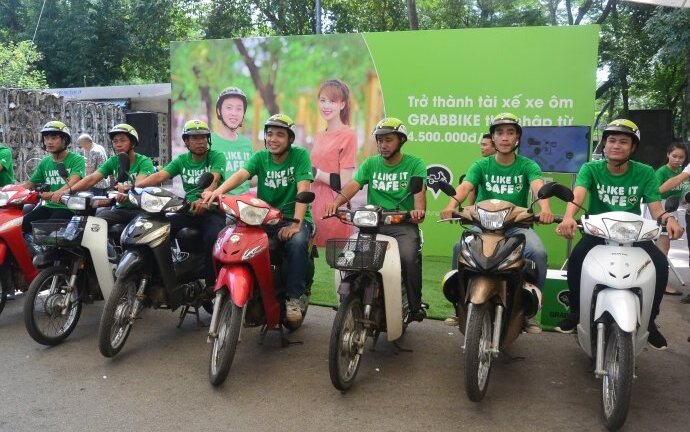 80% tài xế xe ôm Grab, Uber là sinh viên, cử nhân thất nghiệp