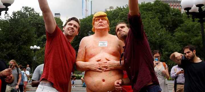 Tượng khỏa thân của ông Trump có tác dụng gì?