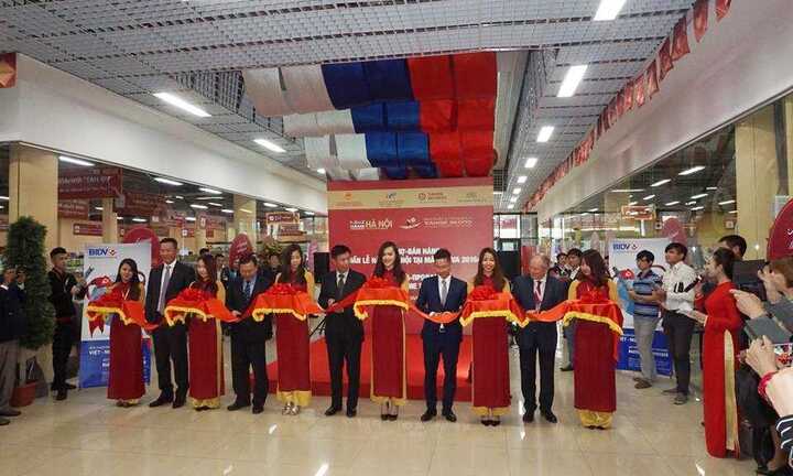 Khai mạc ‘Tuần lễ hàng Hà Nội tại Matxcơva 2016’