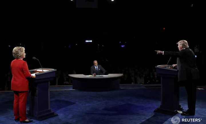 Donald Trump và Hillary Clinton đối đầu nảy lửa trong cuộc tranh luận đầu tiên