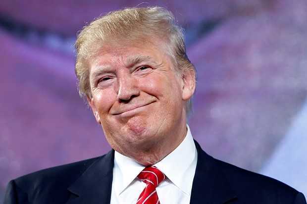 Donald Trump 'đối đầu' với truyền thông quốc tế