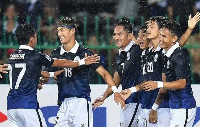 Campuchia cùng bảng Việt Nam tại AFF Cup