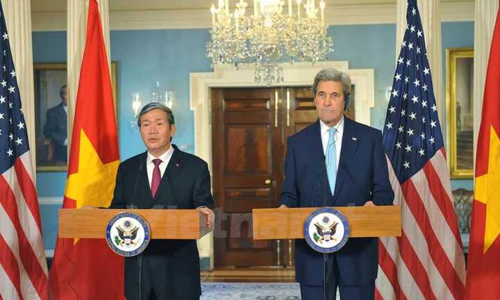 Hoạt động của Thường trực Ban Bí thư Đinh Thế Huynh tại Mỹ