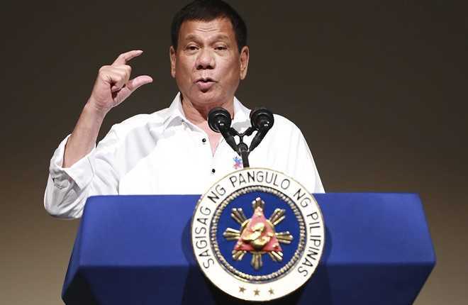 Tổng thống Philippines Duterte hứa không chửi thề nữa