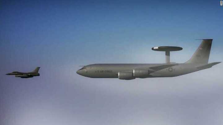 Video: Chiến cơ Mỹ, Nga suýt đâm nhau trên bầu trời Syria