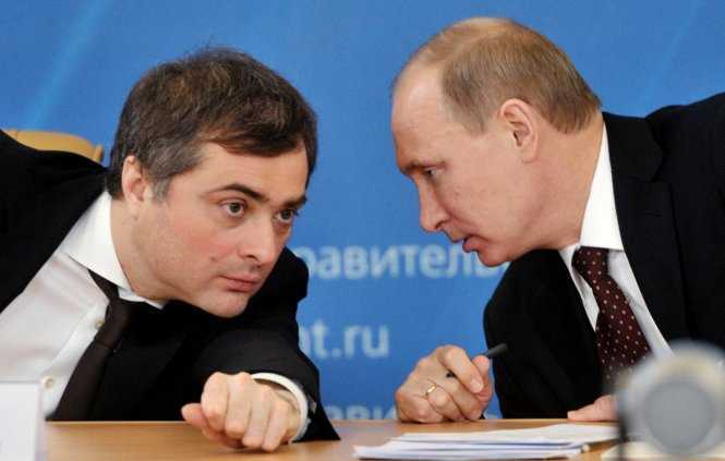Hacker Ukraine dọa tung bí mật giới chức Điện Kremlin