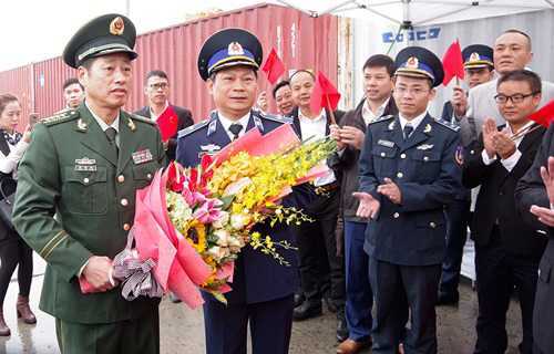 Tàu Cảnh sát biển Trung Quốc thăm Hải Phòng