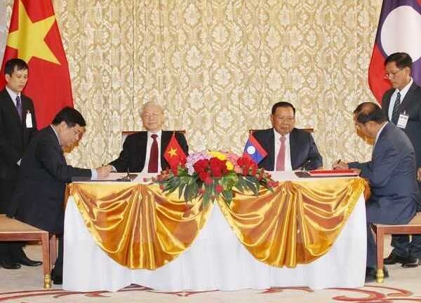 Tuyên bố chung Việt Nam - Lào nhân chuyến thăm của Tổng Bí thư