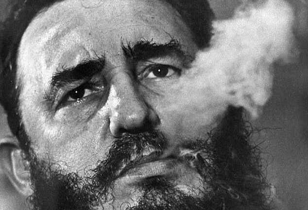Vì sao Fidel Castro có thể sống sót thần kỳ qua hơn 600 lần ám sát hụt trong gần nửa thế kỷ của CIA?