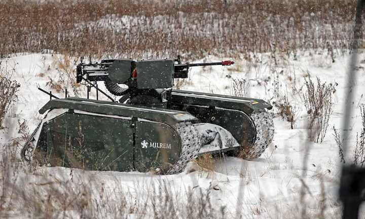 Sức mạnh khủng khiếp của robot chiến tranh phiên bản xe tăng ở Estonia